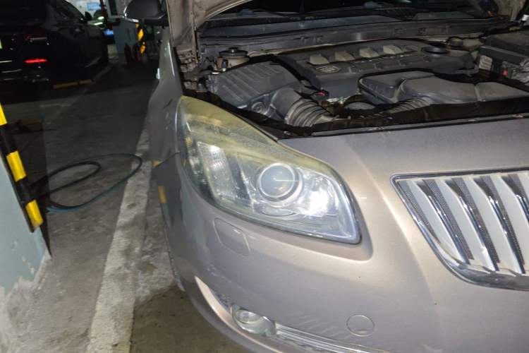 Used Buick Regal 2012 2.4L SIDI Flagship Edition Right Front Headlight