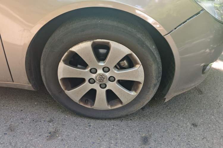 Used Buick Regal 2012 2.0L Comfort Edition Right Front Wheel Hub