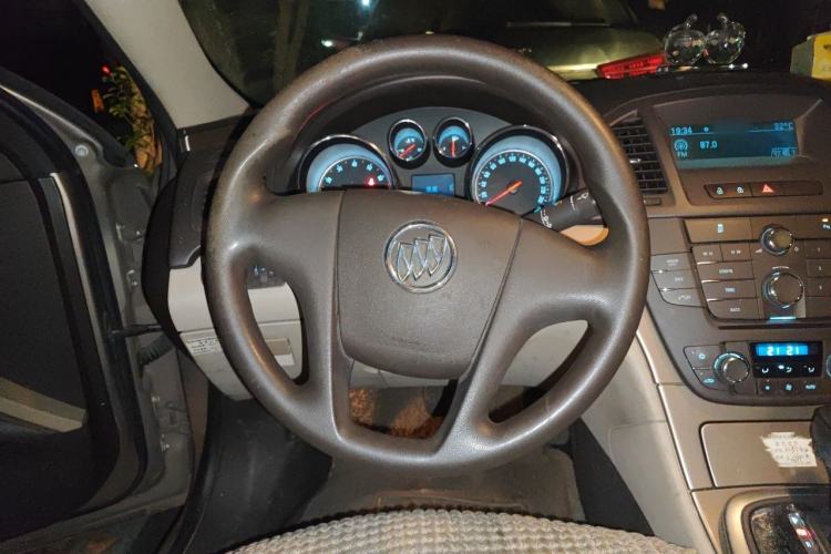 Used Buick Regal 2012 2.0L Comfort Edition Steering Wheel