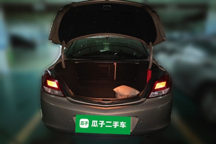 Used Buick Regal 2012 2.0L Comfort Edition Trunk