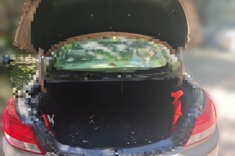 Used Buick Regal 2012 2.0L Comfort Edition Trunk