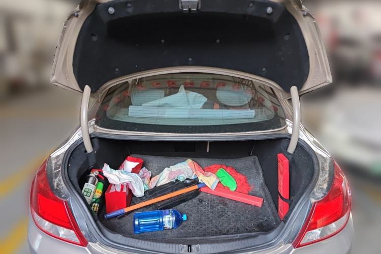 Used Buick Regal 2012 2.0L Comfort Edition Trunk