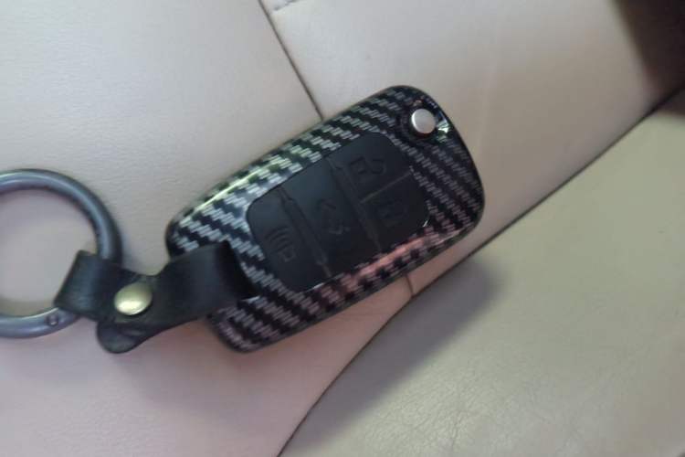 Used Buick Regal 2012 2.0L Luxury Edition Vehicle Key