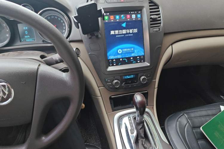 Used Buick Regal 2012 2.0L Comfort Edition Audio And AC Panel