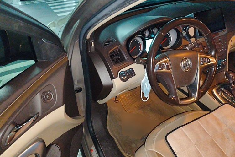 Used Buick Regal 2012 2.0L Luxury Edition Driver Seat