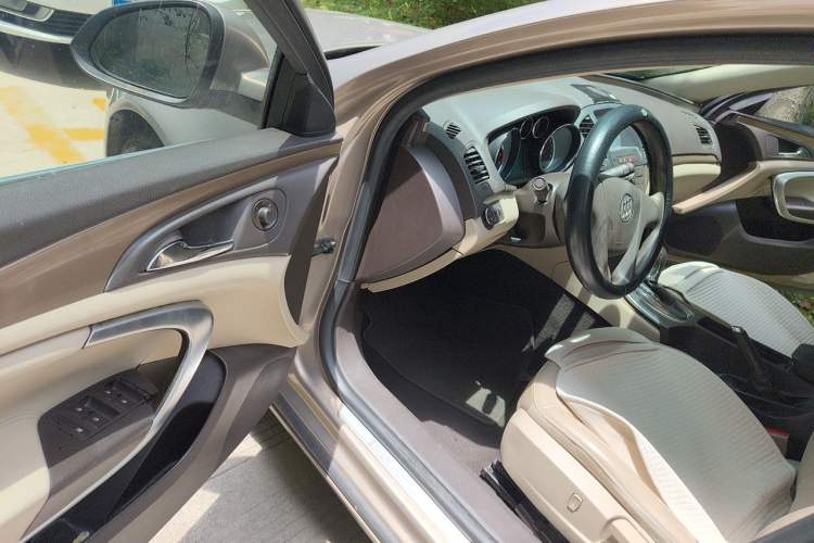 Used Buick Regal 2012 2.0L Comfort Edition Driver Seat