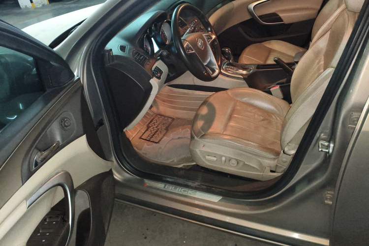 Used Buick Regal 2012 2.0L Luxury Edition Driver Seat