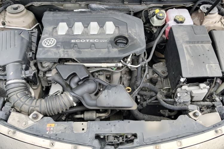 Used Buick Regal 2012 2.0L Comfort Edition Engine Bay