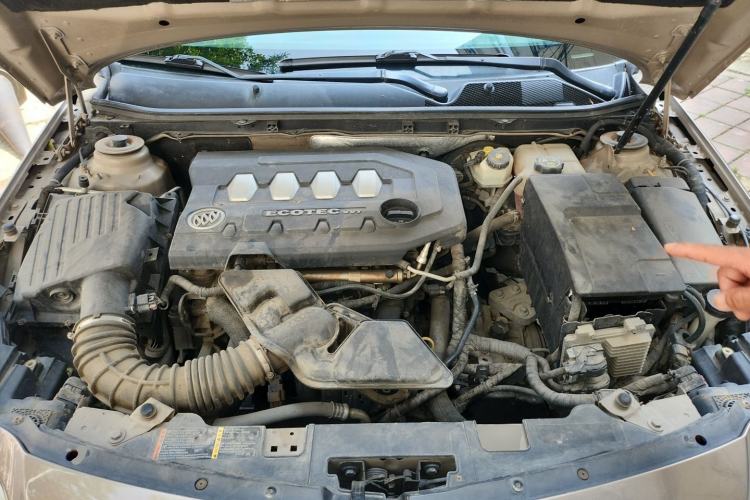 Used Buick Regal 2012 2.0L Luxury Edition Engine Bay