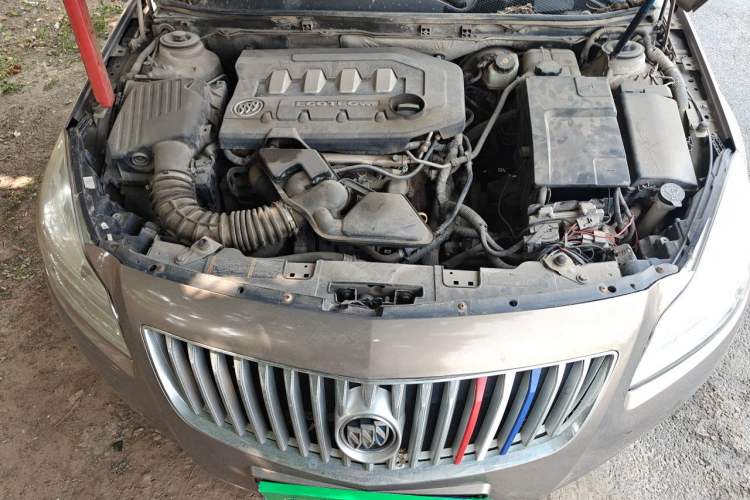 Used Buick Regal 2012 2.0L Comfort Edition Engine Bay