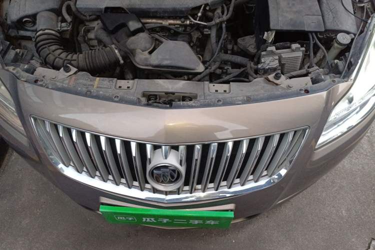 Used Buick Regal 2012 2.0L Comfort Edition Engine Bay