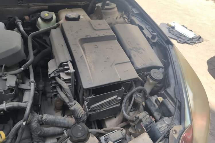 Used Buick Regal 2012 2.4L SIDI Elite Edition Engine Bay Left