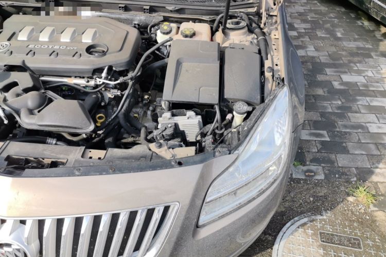 Used Buick Regal 2012 2.0L Comfort Edition Engine Bay Left