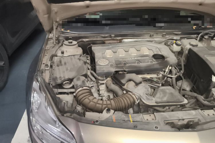 Used Buick Regal 2012 2.0L Luxury Edition Engine Bay Right