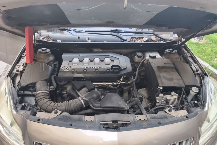 Used Buick Regal 2012 2.0L Luxury Edition Engine Bay