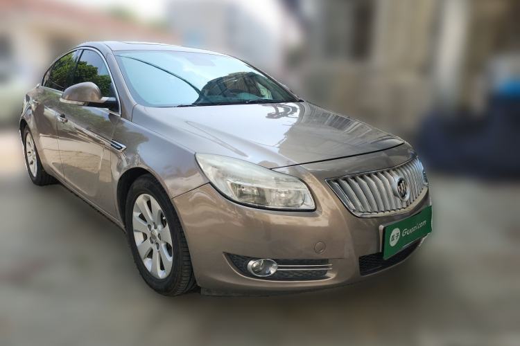 Used Buick Regal 2012 2.0L Luxury Edition Front Right 45 Deg