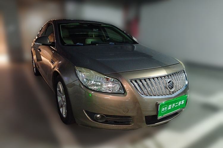 Used Buick Regal 2012 2.0L Luxury Edition Front Right 45 Deg