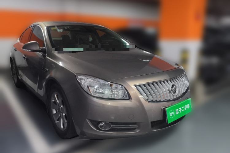 Used Buick Regal 2012 2.0L Luxury Edition Front Right 45 Deg