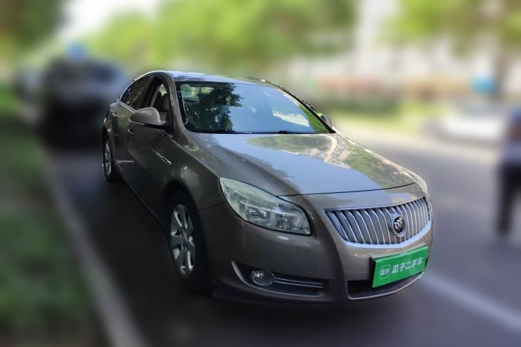 Used Buick Regal 2012 2.0L Comfort Edition Front Right 45 Deg
