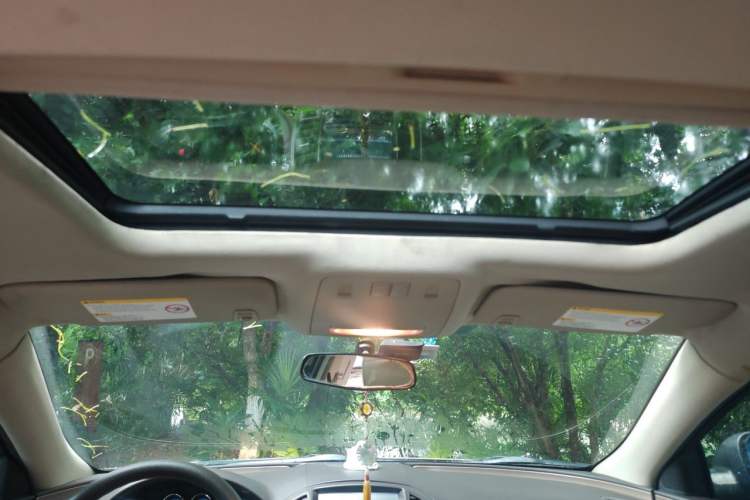 Used Buick Regal 2012 2.0L Comfort Edition Headliner