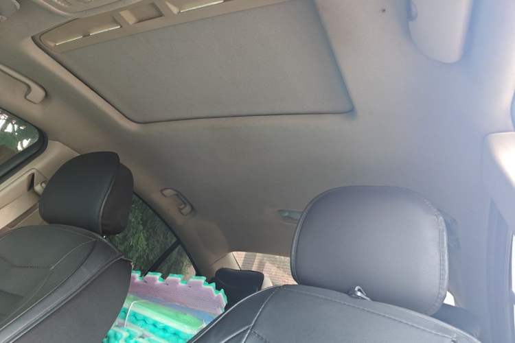 Used Buick Regal 2012 2.0L Comfort Edition Headliner