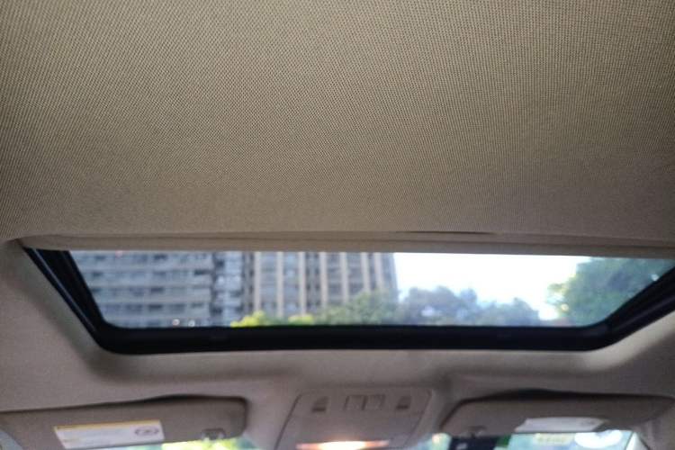 Used Buick Regal 2012 2.0L Comfort Edition Headliner