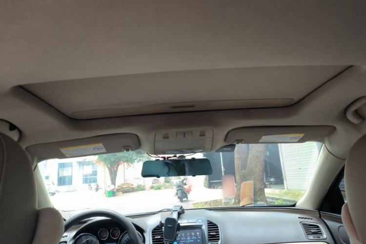 Used Buick Regal 2012 2.0L Comfort Edition Headliner