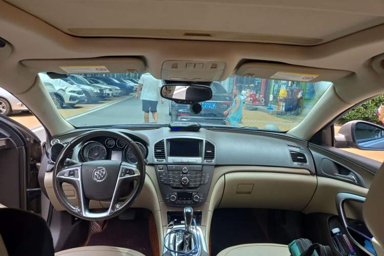Used Buick Regal 2012 2.4L SIDI Flagship Edition Headliner
