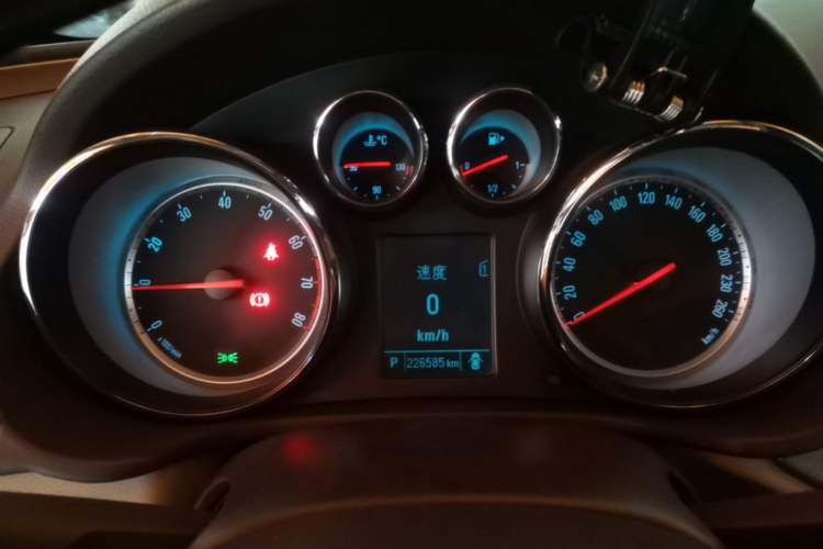 Used Buick Regal 2012 2.0L Comfort Edition Instrument Cluster