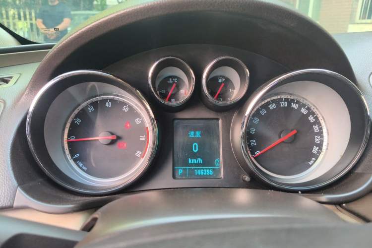Used Buick Regal 2012 2.4L SIDI Elite Edition Instrument Cluster