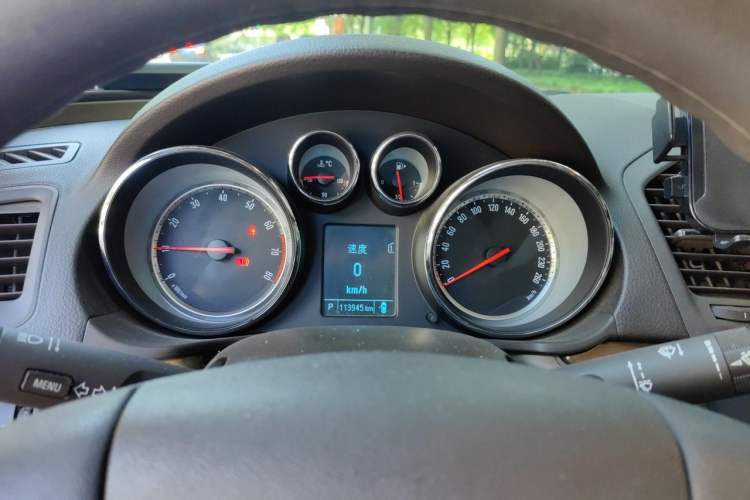 Used Buick Regal 2012 2.0L Comfort Edition Instrument Cluster