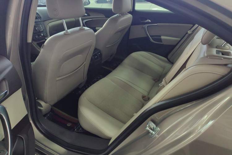 Used Buick Regal 2012 2.0L Comfort Edition Interior 1