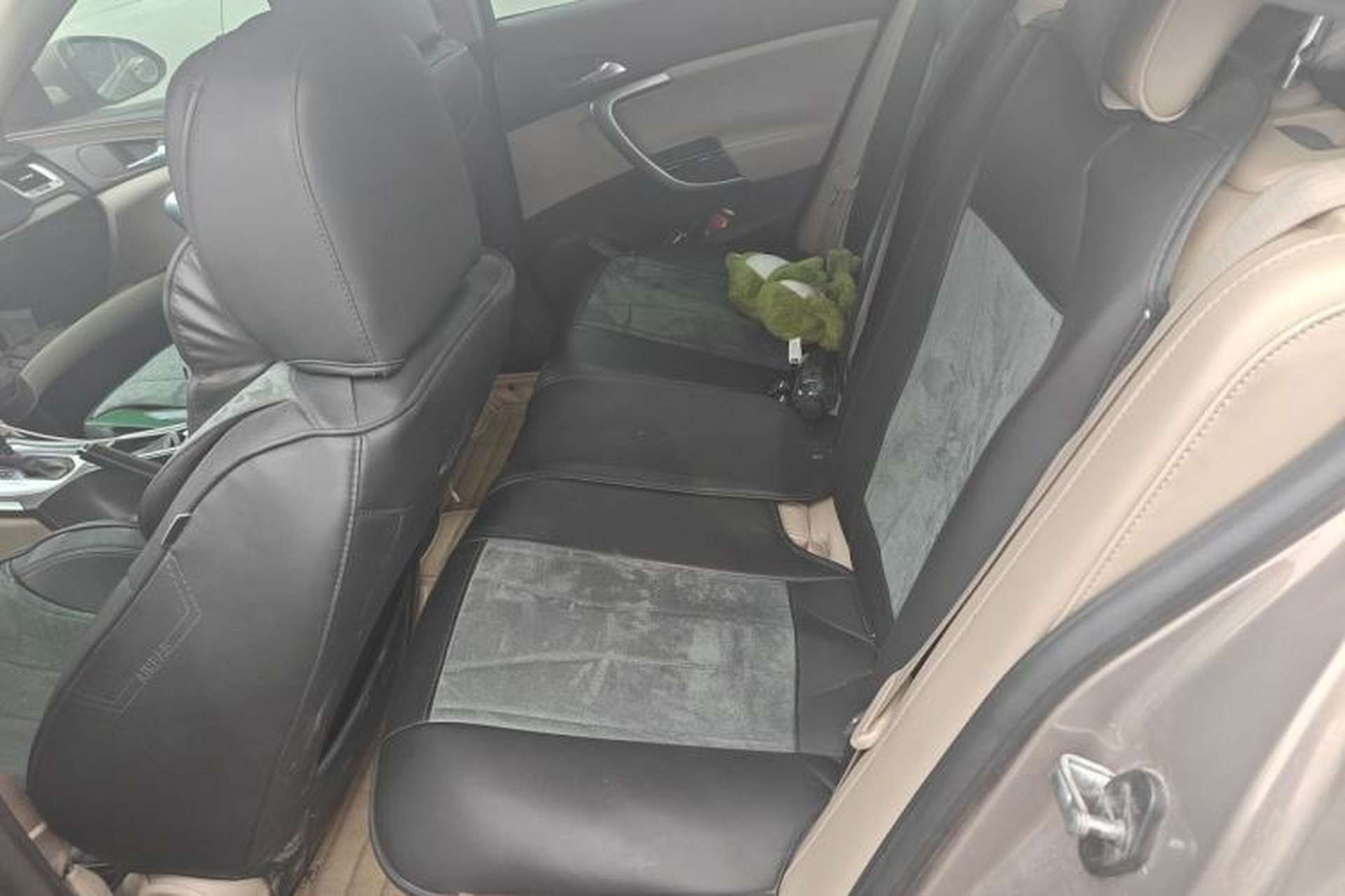 Used Buick Regal 2012 2.0L Comfort Edition Left Rear Seat