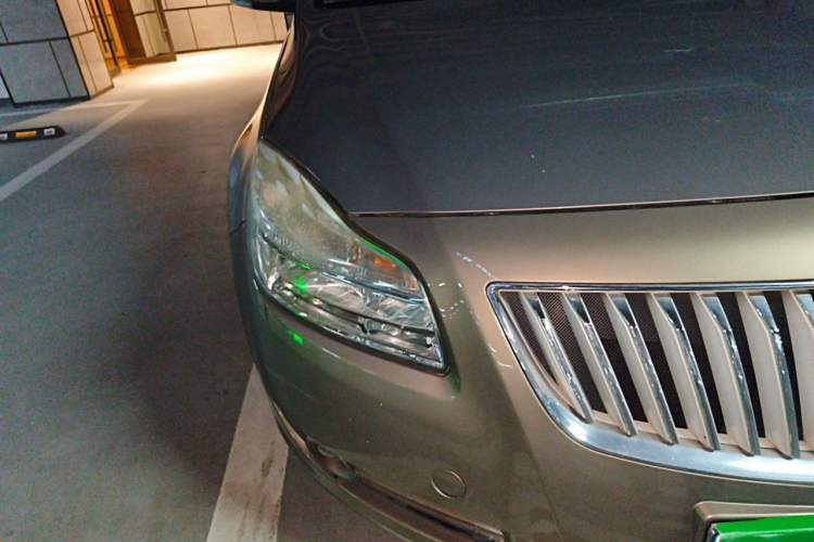 Used Buick Regal 2012 2.0L Luxury Edition Right Front Headlight