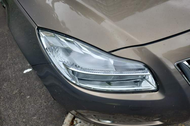 Used Buick Regal 2012 2.0L Comfort Edition Right Front Headlight