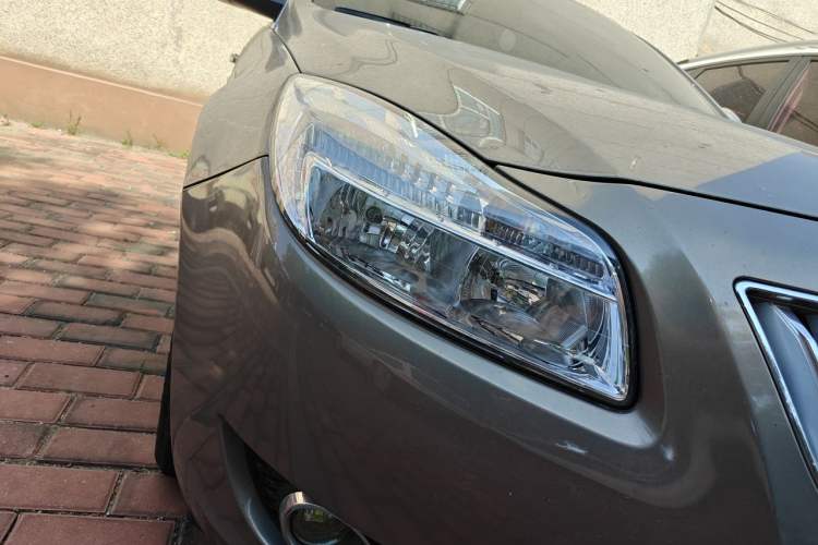 Used Buick Regal 2012 2.0L Comfort Edition Right Front Headlight