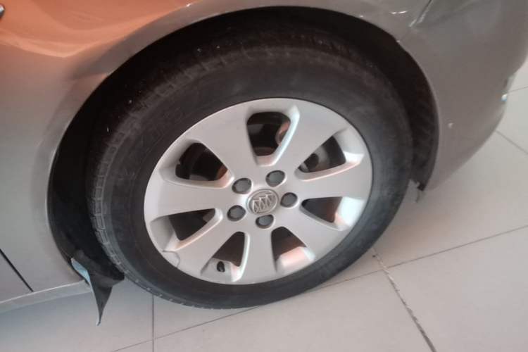Used Buick Regal 2012 2.0L Comfort Edition Right Front Wheel Hub