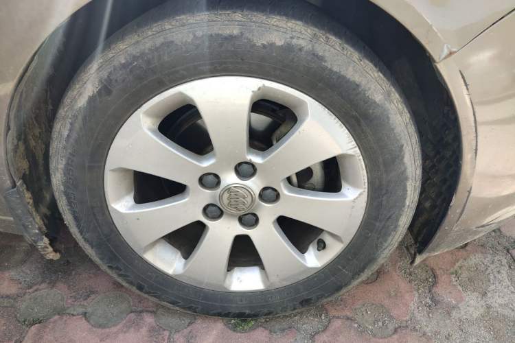 Used Buick Regal 2012 2.0L Comfort Edition Right Front Wheel Hub