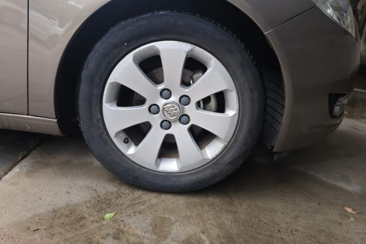 Used Buick Regal 2012 2.0L Comfort Edition Right Front Wheel Hub