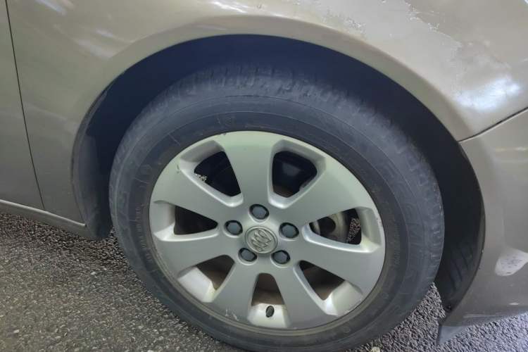 Used Buick Regal 2012 2.0L Comfort Edition Right Front Wheel Hub