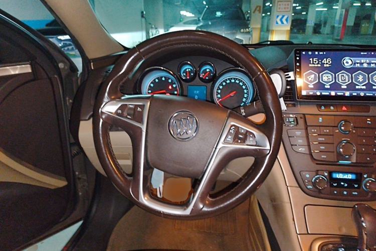 Used Buick Regal 2012 2.0L Luxury Edition Steering Wheel