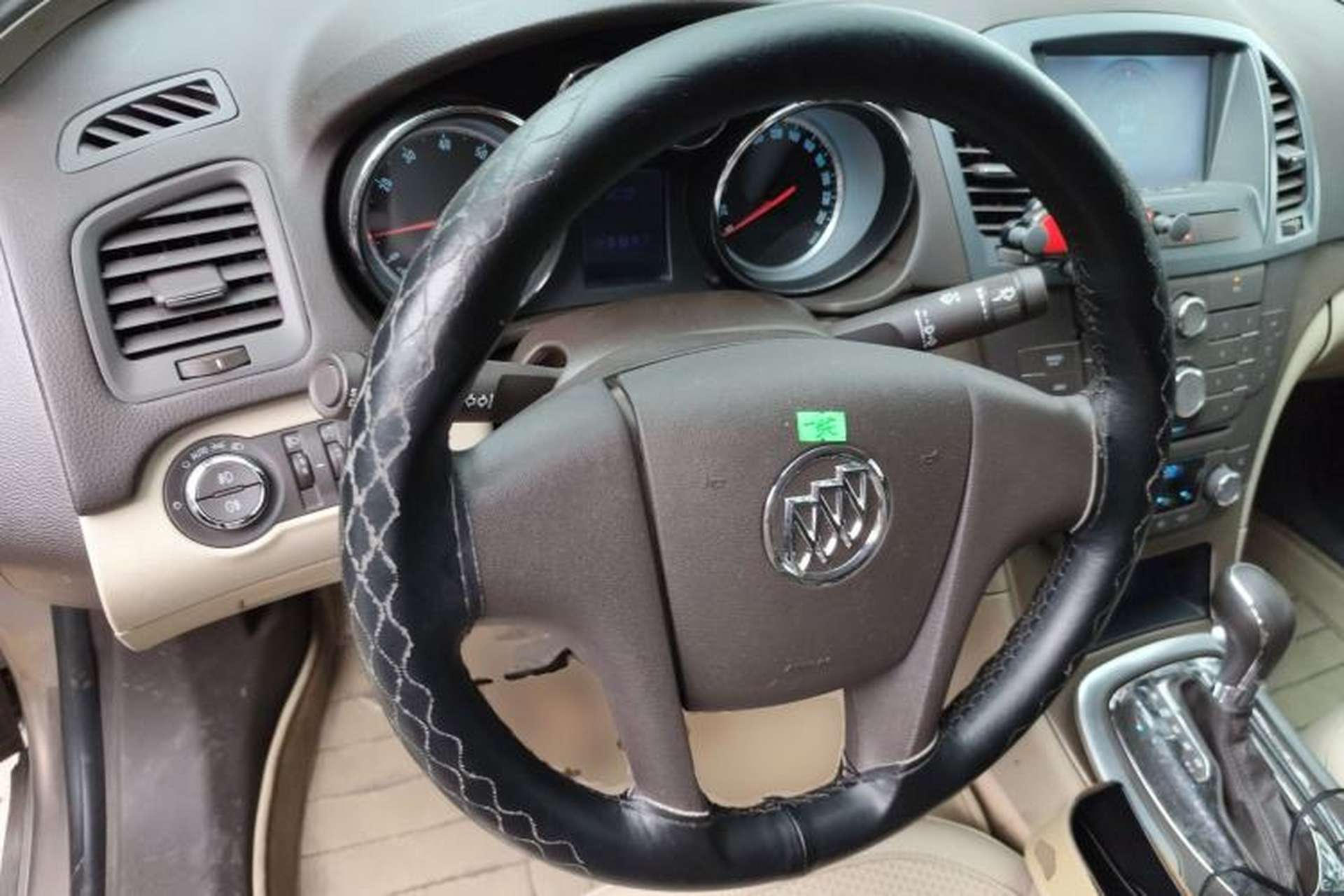 Used Buick Regal 2012 2.0L Comfort Edition Steering Wheel
