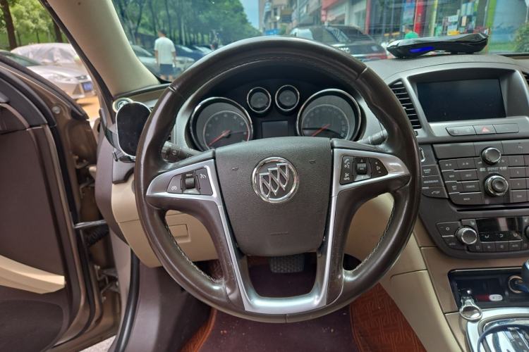 Used Buick Regal 2012 2.4L SIDI Flagship Edition Steering Wheel