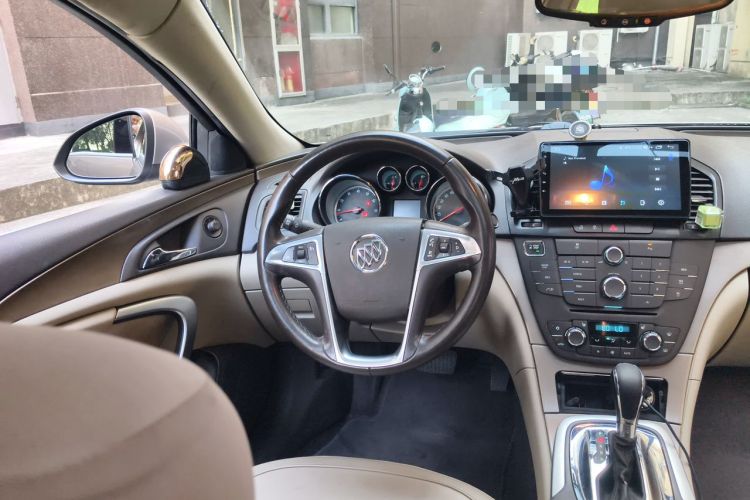 Used Buick Regal 2012 2.0L Luxury Edition Steering Wheel