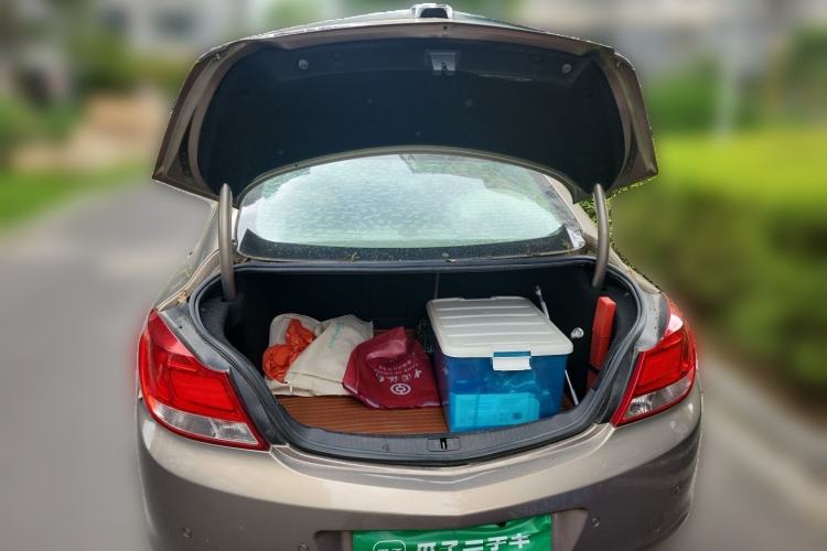 Used Buick Regal 2012 2.0L Comfort Edition Trunk