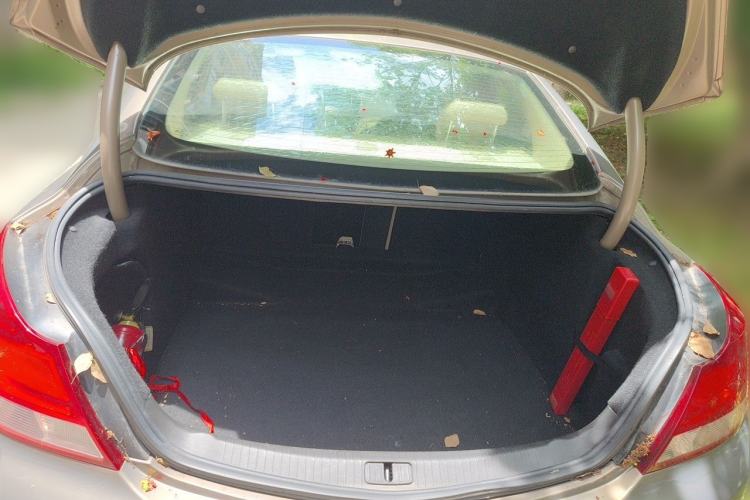 Used Buick Regal 2012 2.0L Comfort Edition Trunk