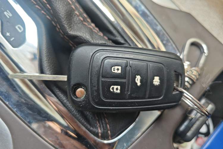 Used Buick Regal 2012 2.0L Comfort Edition Vehicle Key
