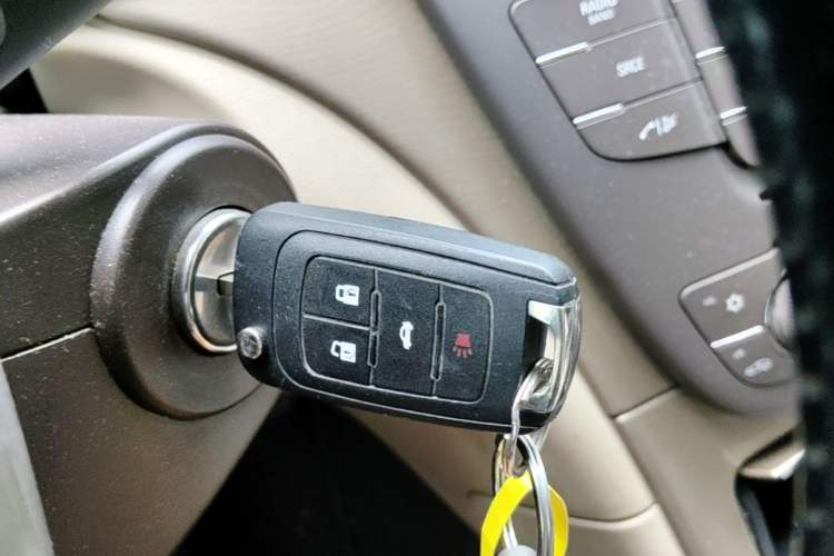 Used Buick Regal 2012 2.0L Comfort Edition Vehicle Key