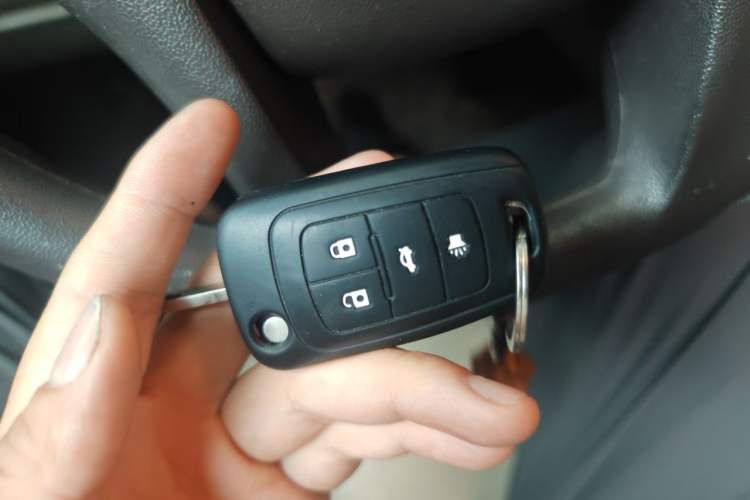Used Buick Regal 2012 2.0L Comfort Edition Vehicle Key