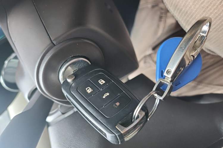 Used Buick Regal 2012 2.0L Comfort Edition Vehicle Key